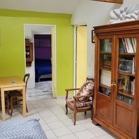 Maisonnette Pres De Paris Et De L'aeroport D'orly
